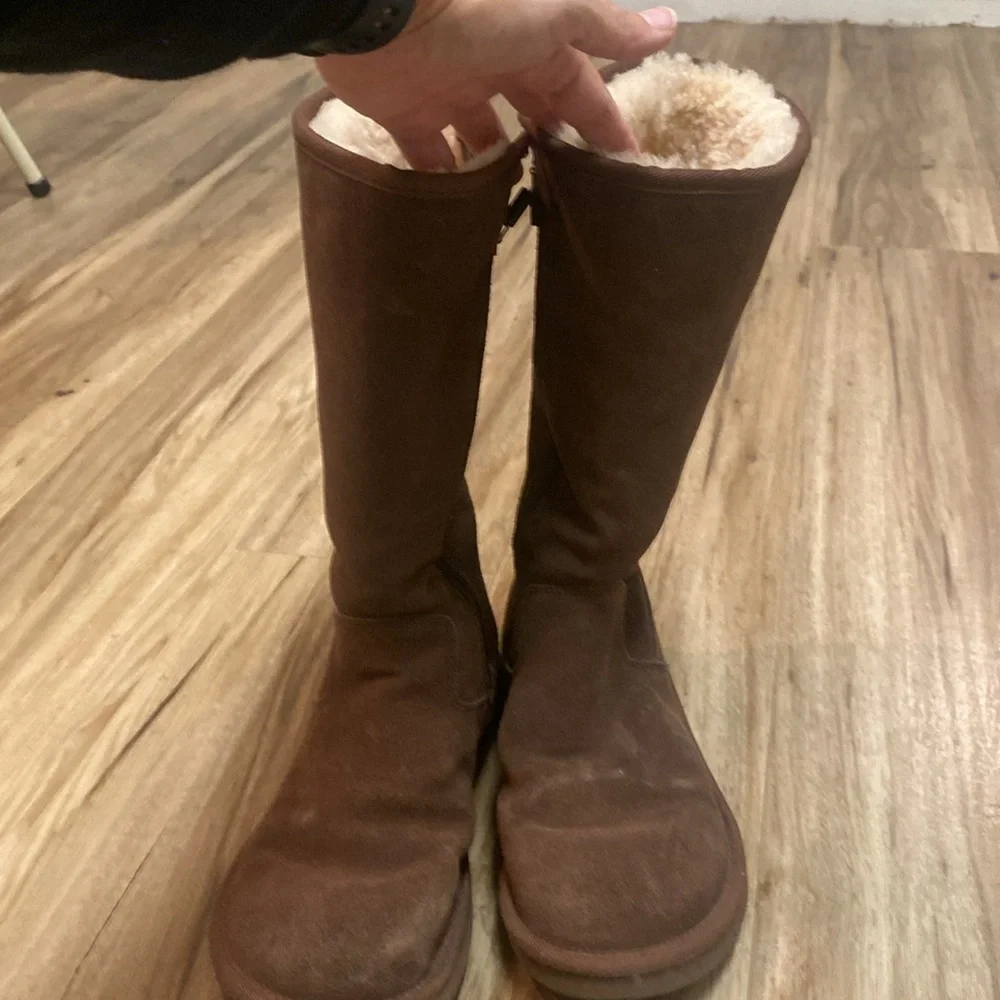 UGG Australia Women's 5235 Sheepskin Dark Brown Suede Tall Boots Size 8 EUC - Picture 17 of 17